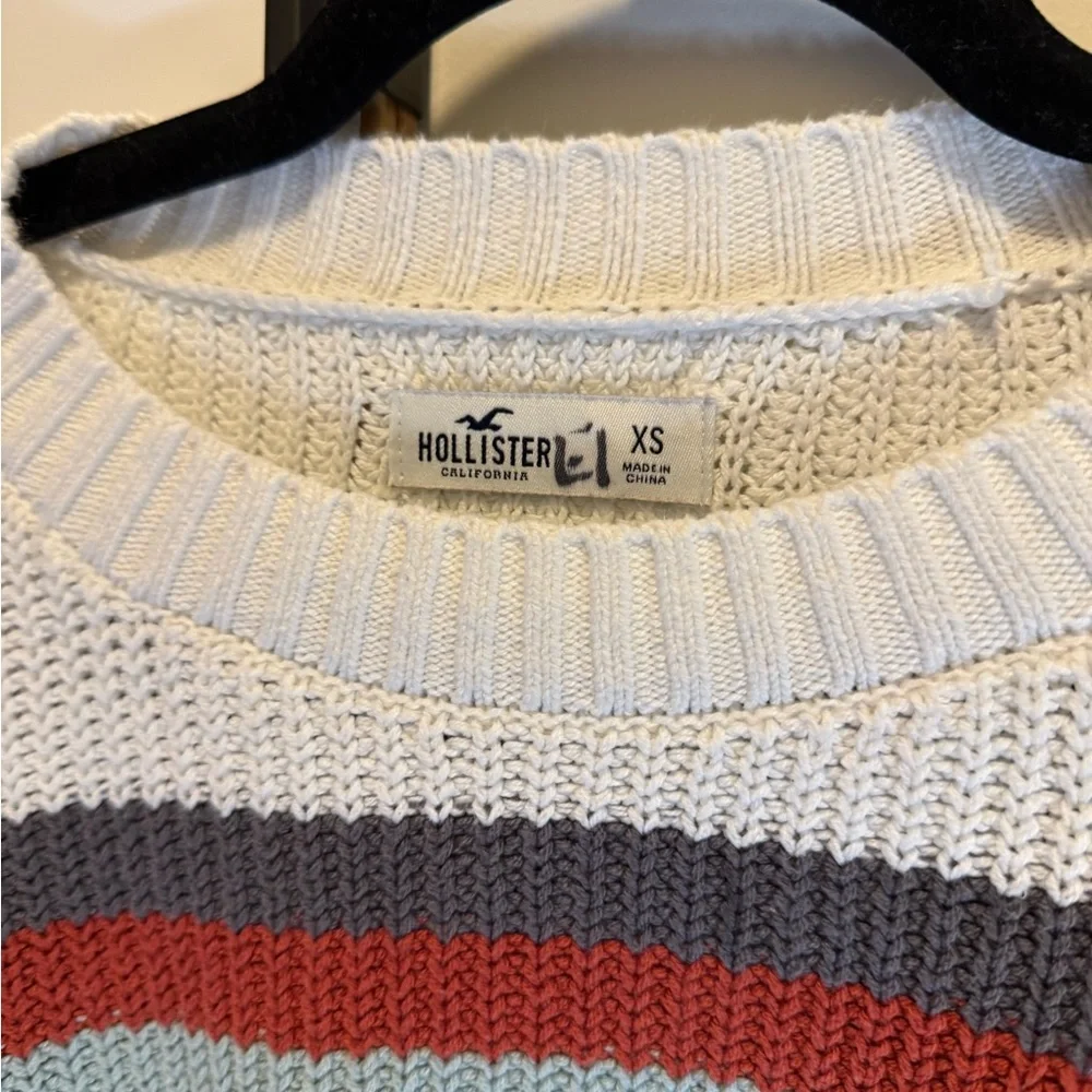 Hollister Striped Cropped Sweater - White, Red, Brown, Tan Size XS Cozy, Y2K - Picture 4 of 6